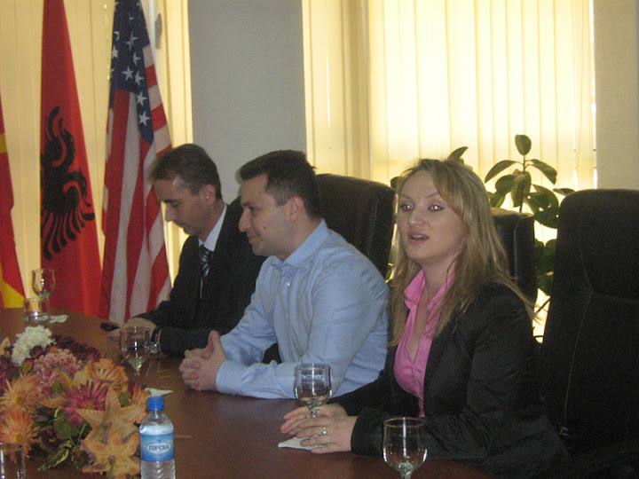 http://lh3.ggpht.com/_47CQKRsak3k/SiOf00OoQOI/AAAAAAAAAGw/TyXRzR4rXWE/s720/Picture%20020.jpg