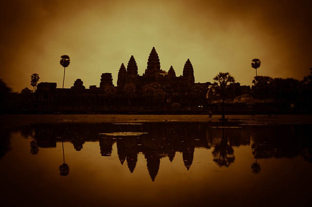 [2011_04_25-D130-Angkor-Wat--Angkor-T[52].jpg]