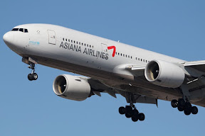 Boeing 777 Asiana