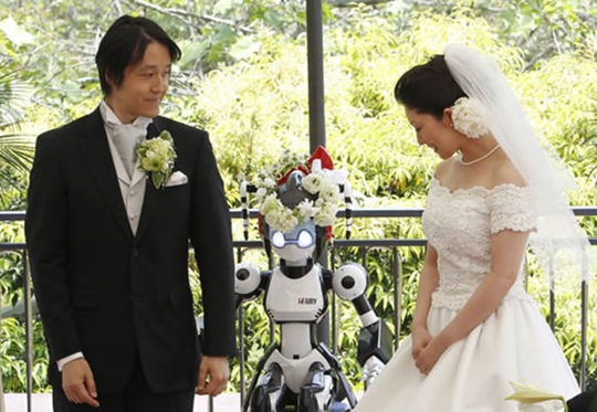 [robot-wedding5[2].jpg]