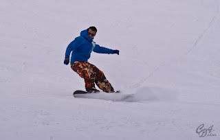 Experienced snowboarder
