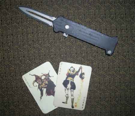 Joker Cupid Switchblade Knife Papercraft
