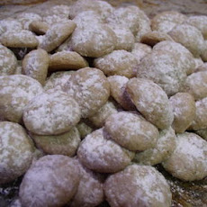 Cinnamon Snowball Cookies