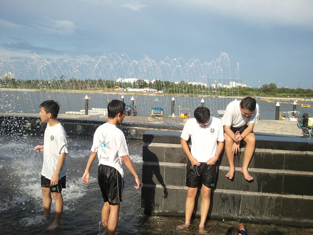 [2010-12-12 17.19.29[3].jpg]