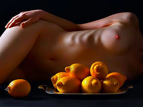 [nude woman with lemons[3].jpg]