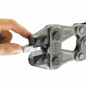 Krenn Bolt Cutter with Replaceable Blades