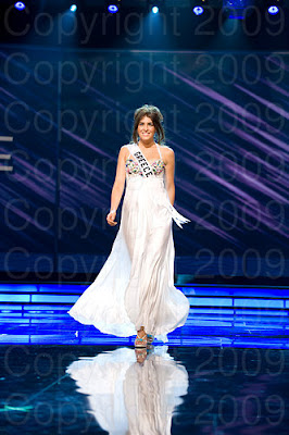 grecia1 Miss Universo 2009: Inspirações para vestidos de madrinha e noiva