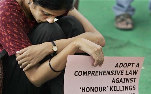 [india-demonstrator-honor-killings[4].jpg]