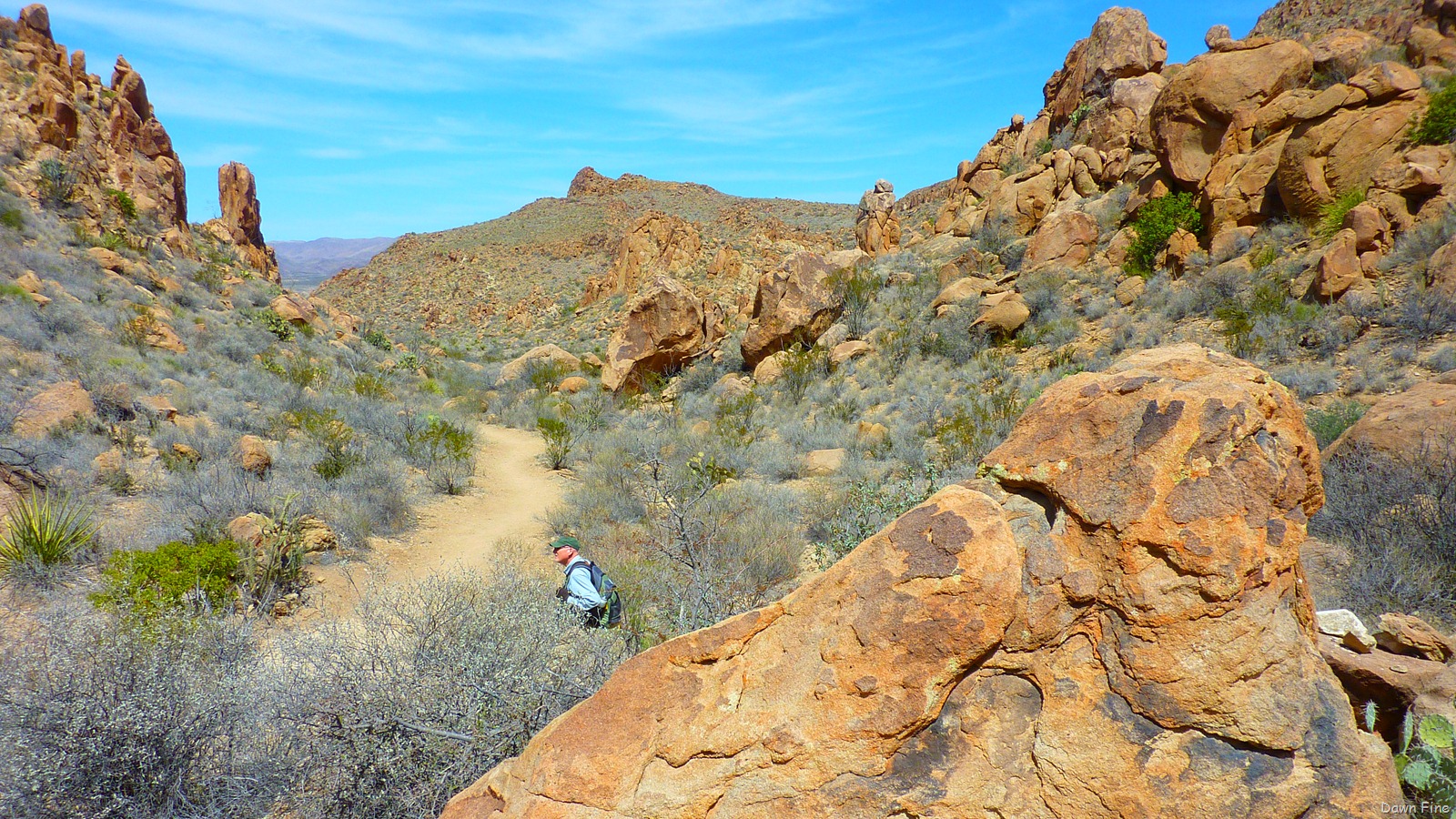 [Grapevine to Balanced rock_032[3].jpg]