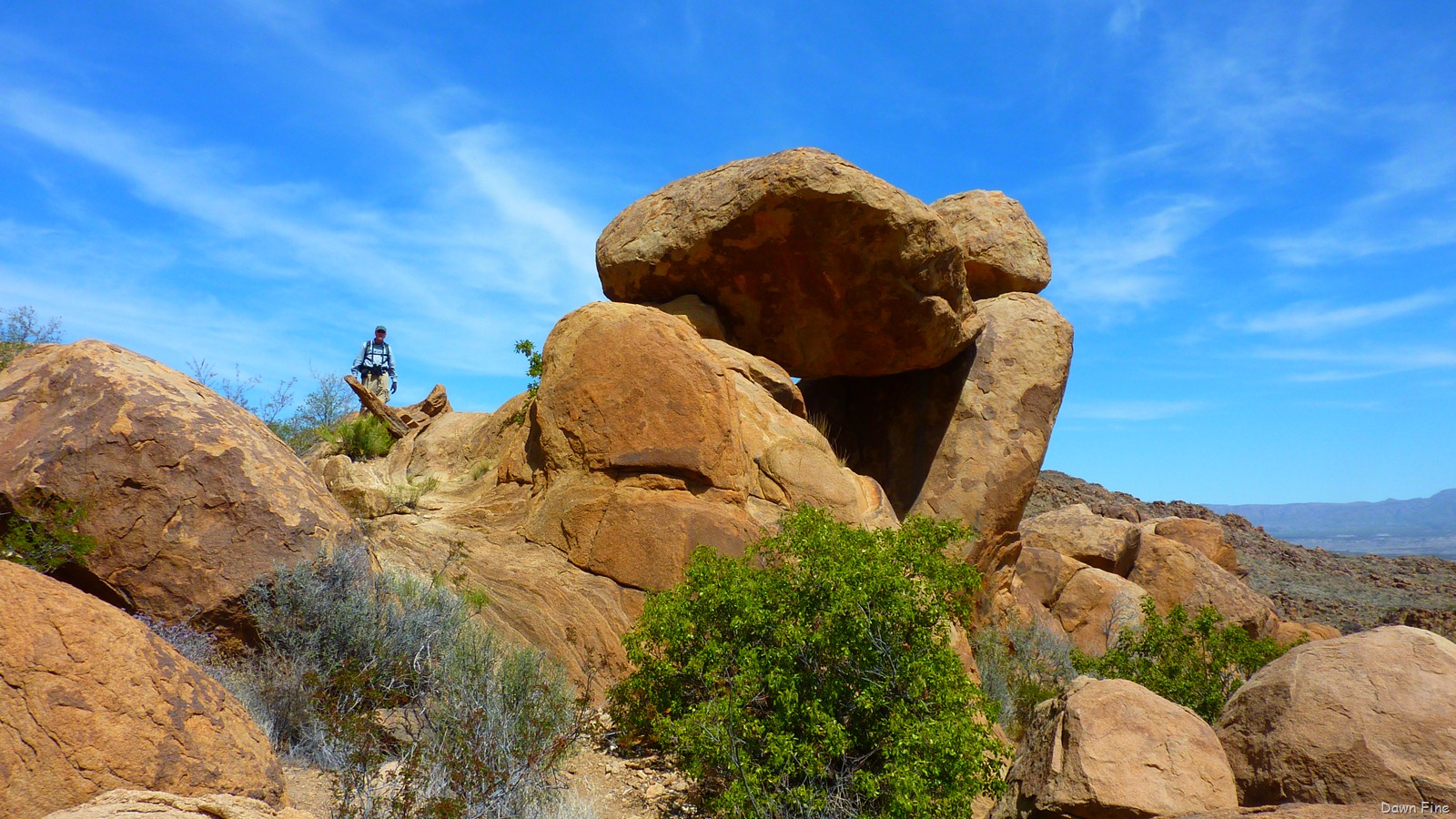 [Grapevine to Balanced rock_056[3].jpg]