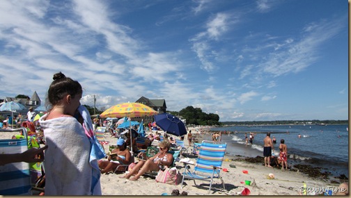 loris and the beach_20090719_008