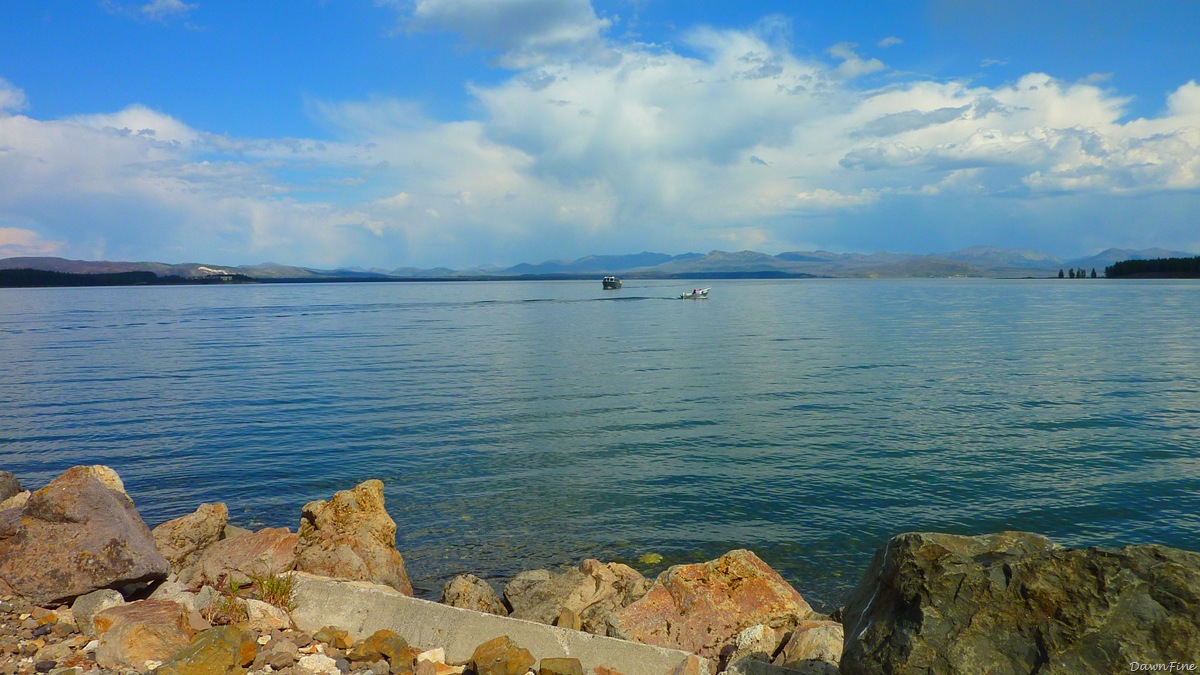 [mammoth to yellowstone lake car tour_20090903_073.jpg]