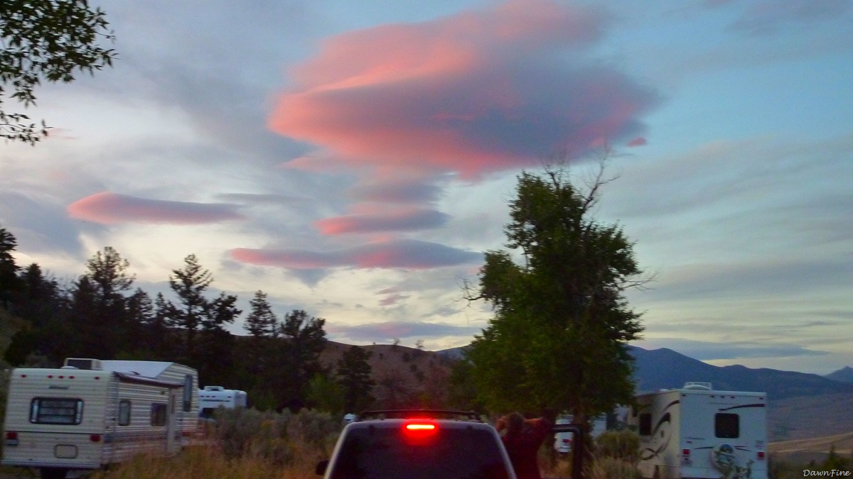 [Yellowstonedawns_20090906_1373.jpg]