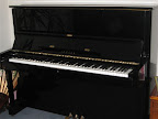 YAMAHA U1H Modern piano