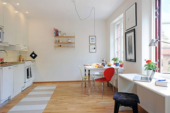 simple interior decorating in small apartment