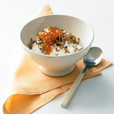 Cottage Cheese with Apricot Jam and Bran Cereal