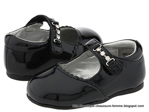 Boutique chaussure femme:boutique-640408