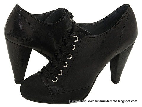 Boutique chaussure femme:boutique-640431