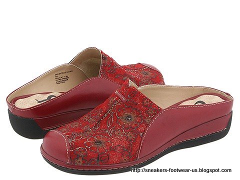 Suede footwear:EF-157549