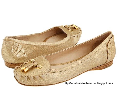 Suede footwear:Y064-157702