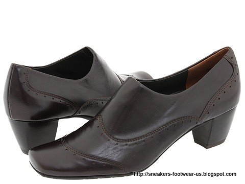 Suede footwear:EL-157855