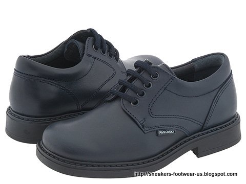 Suede footwear:suede-157999