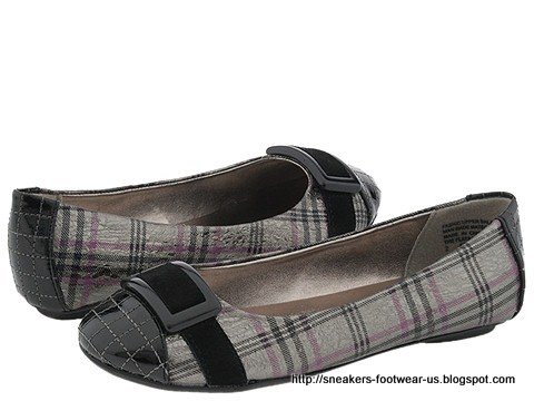 Suede footwear:suede-158009