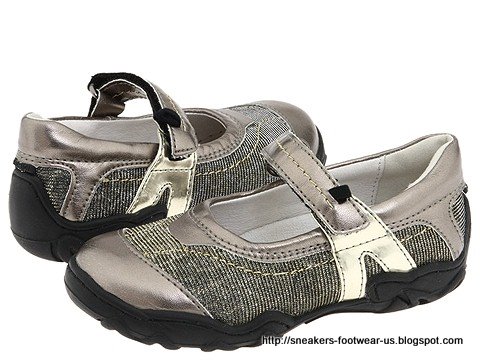 Suede footwear:footwear-158235