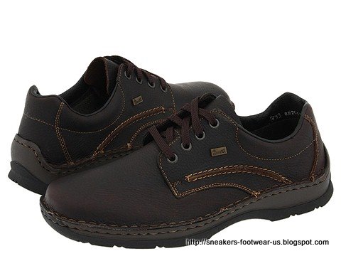 Suede footwear:suede-158066