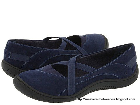 Suede footwear:footwear-158093
