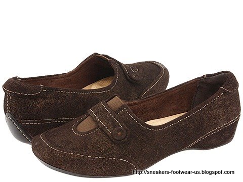 Suede footwear:suede-158179