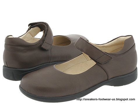 Suede footwear:suede-158267