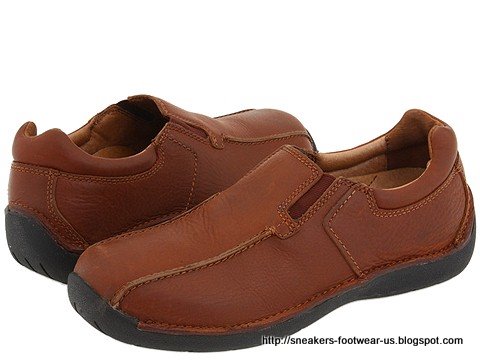 Suede footwear:footwear-158297