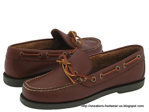 Suede footwear:suede-158336