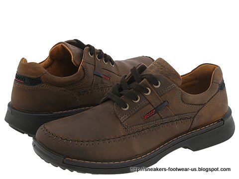 Suede footwear:footwear-158334