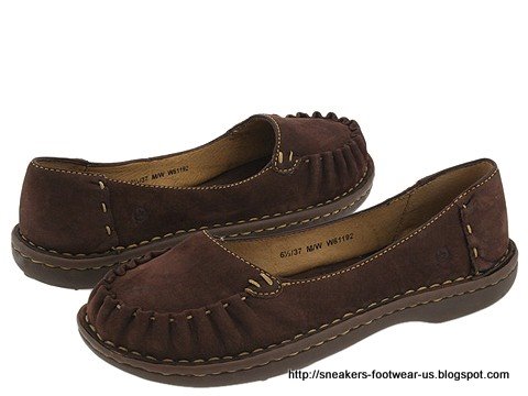 Suede footwear:suede-158338