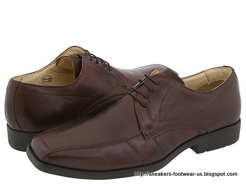 Suede footwear:suede-158354
