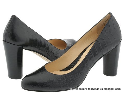 Suede footwear:suede-158445