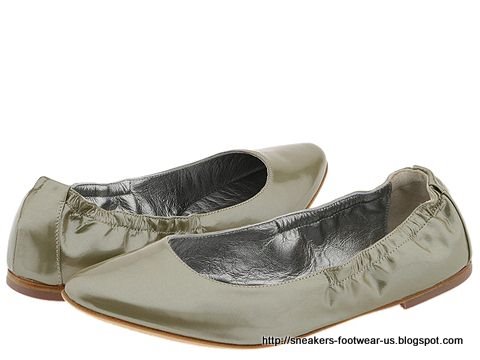 Suede footwear:suede-158478