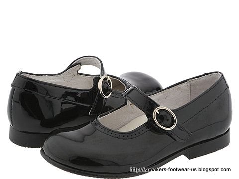Suede footwear:suede-158525
