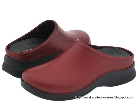 Suede footwear:suede-158554