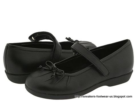Suede footwear:suede-158583