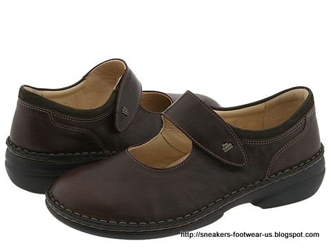 Suede footwear:suede-158667