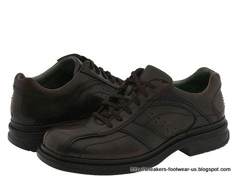 Suede footwear:footwear-158697