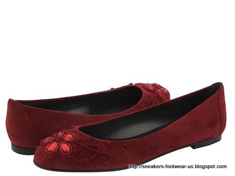 Suede footwear:footwear-158723