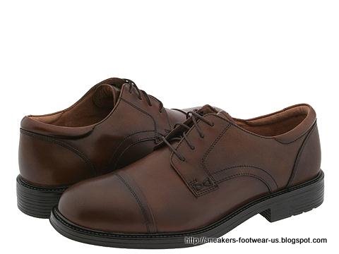 Suede footwear:suede-158760