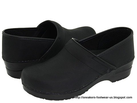Suede footwear:suede-158774