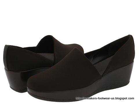 Suede footwear:footwear-158810