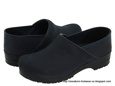 Suede footwear:155874