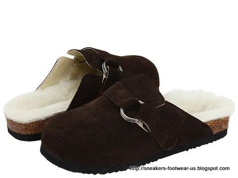Suede footwear:footwear-155895